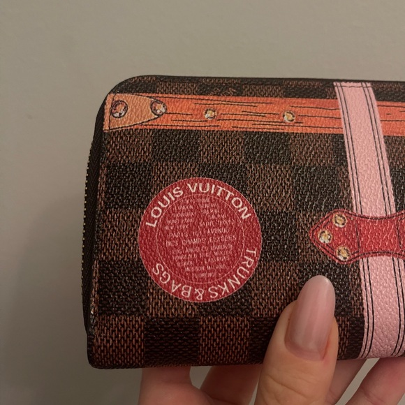 LV MONOGRAM CANVAS WALLET - Picture 3 of 9